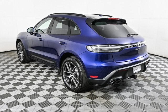 2025 Porsche Macan T photo 3