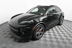 2025 Porsche Macan Electric 4S SUV