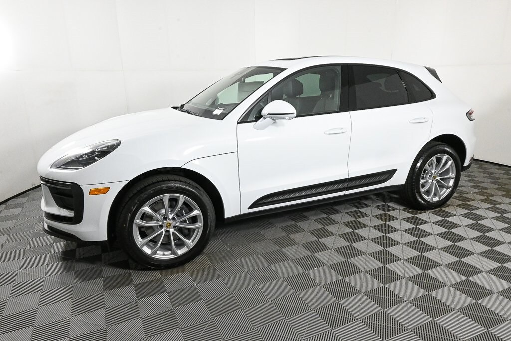 New 2026 Porsche Macan  SUV