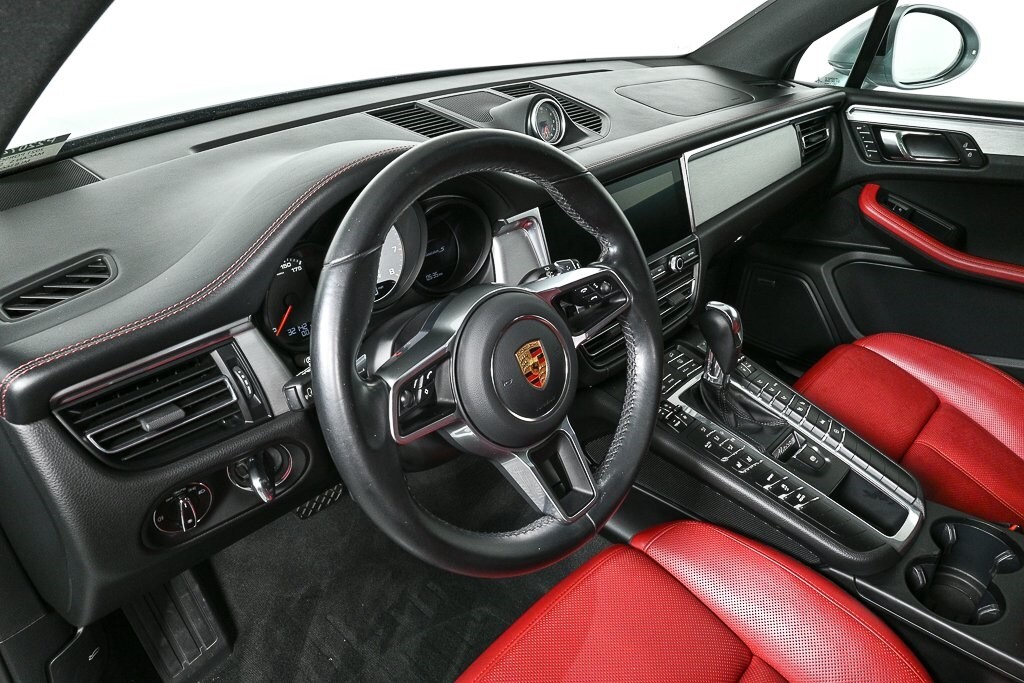 2021 Porsche Macan S photo 4