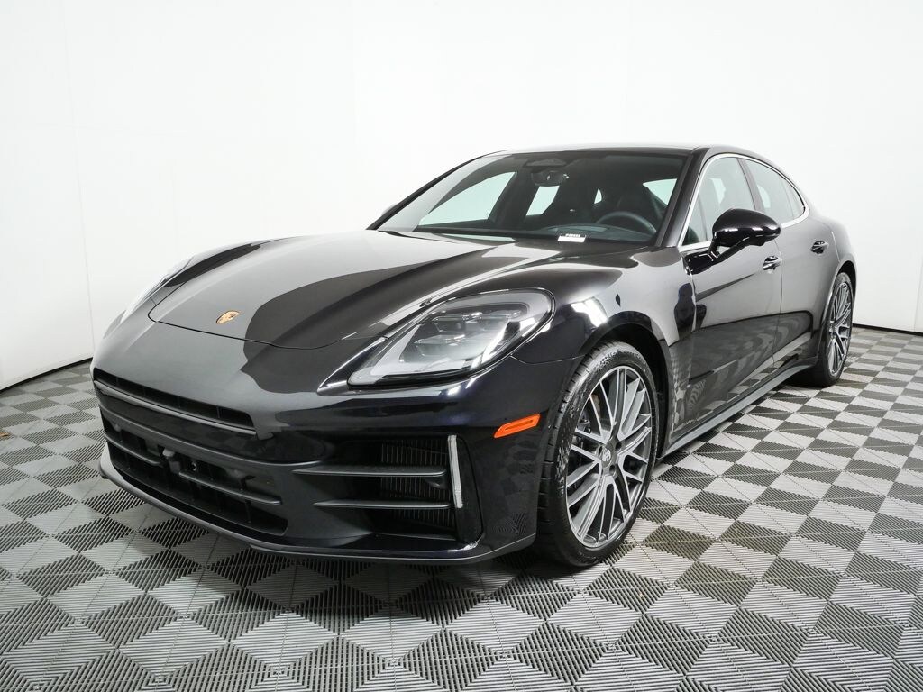 New 2026 Porsche Panamera 4 Hatchback