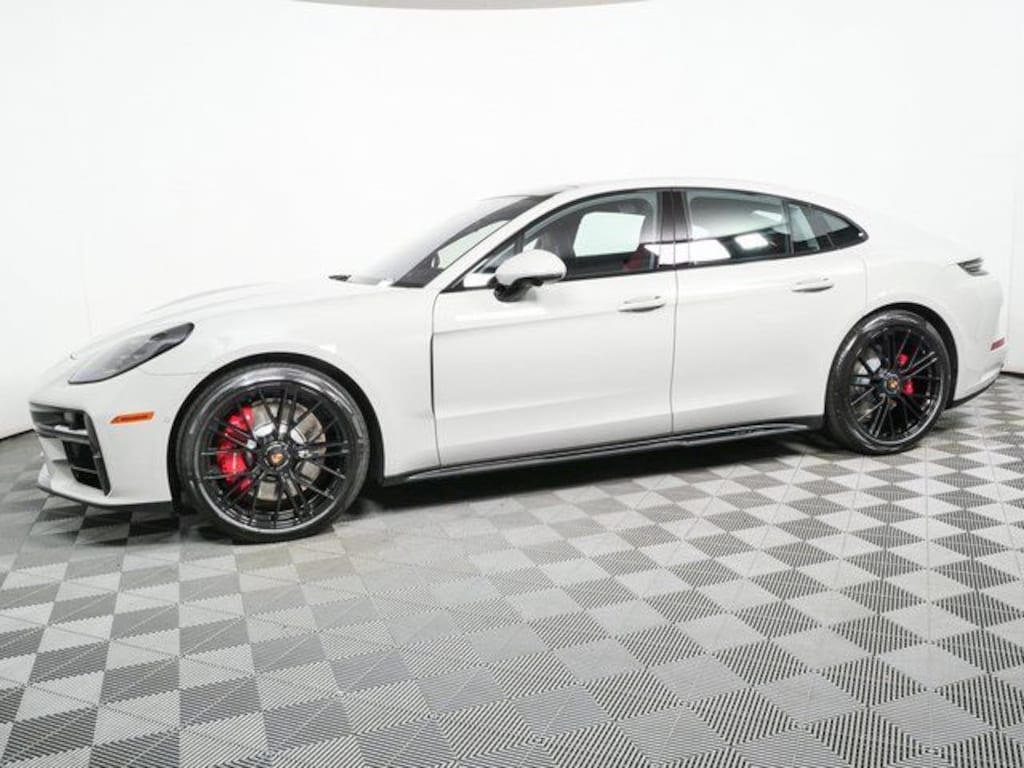 New 2026 Porsche Panamera GTS Hatchback