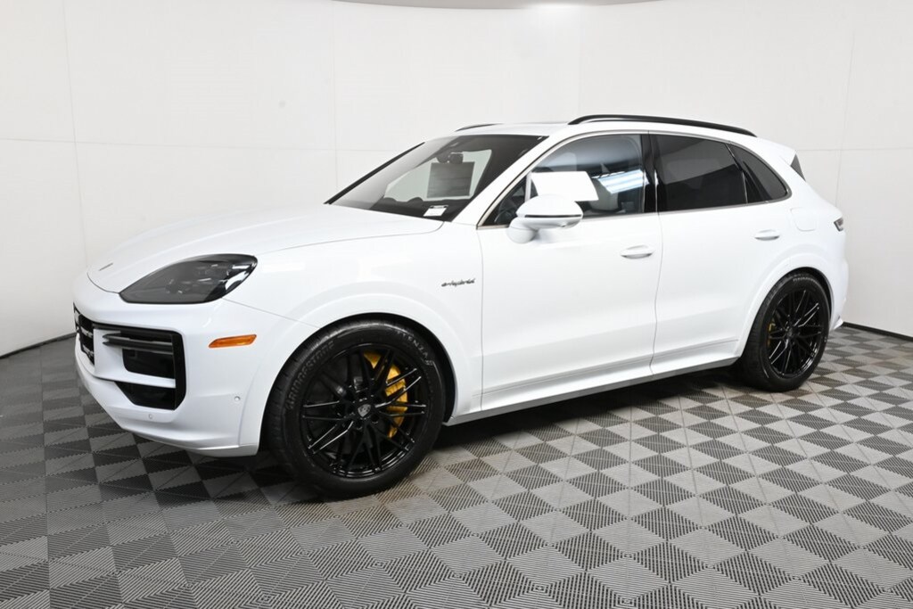 New 2026 Porsche Cayenne E-Hybrid Turbo SUV