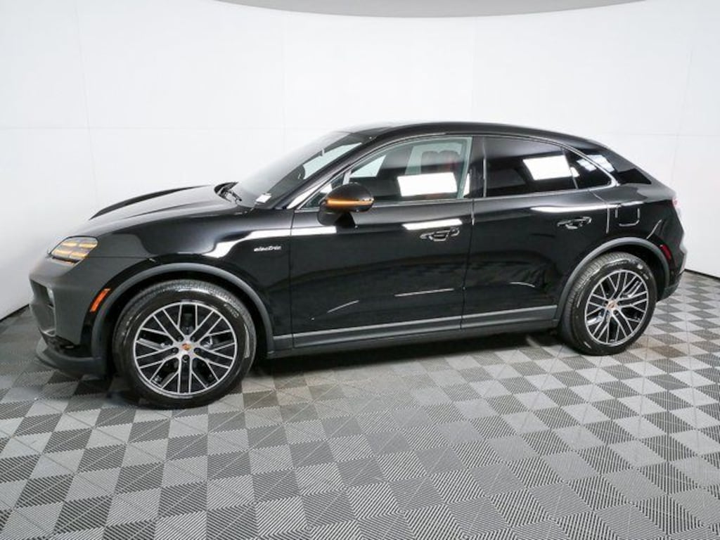 New 2026 Porsche Macan Electric Base SUV