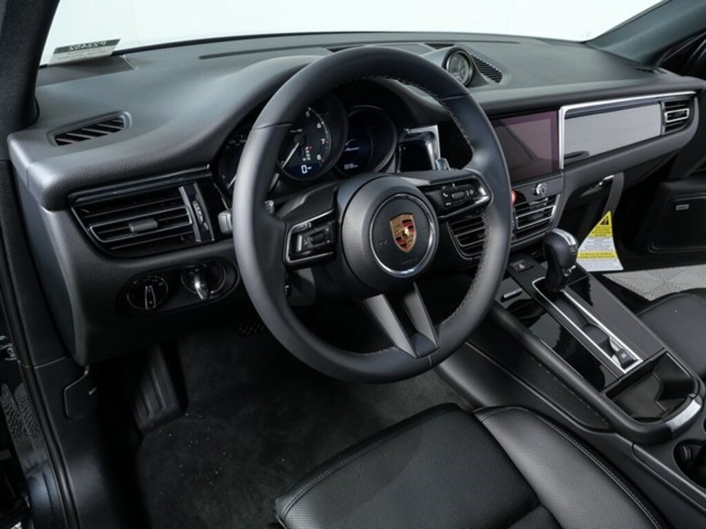 New 2026 Porsche Macan SUV