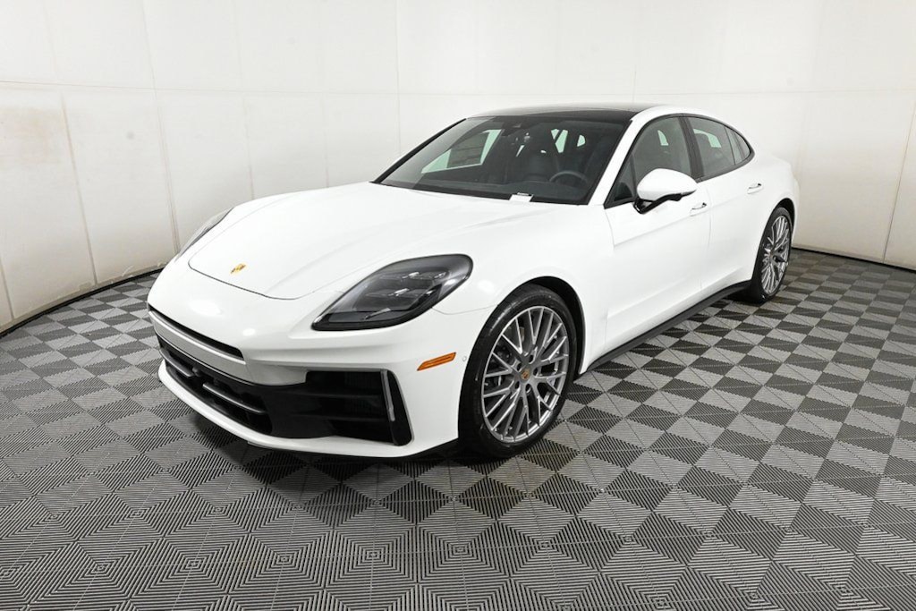 New 2025 Porsche Panamera Hatchback