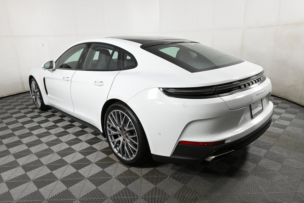 New 2025 Porsche Panamera 4 Hatchback