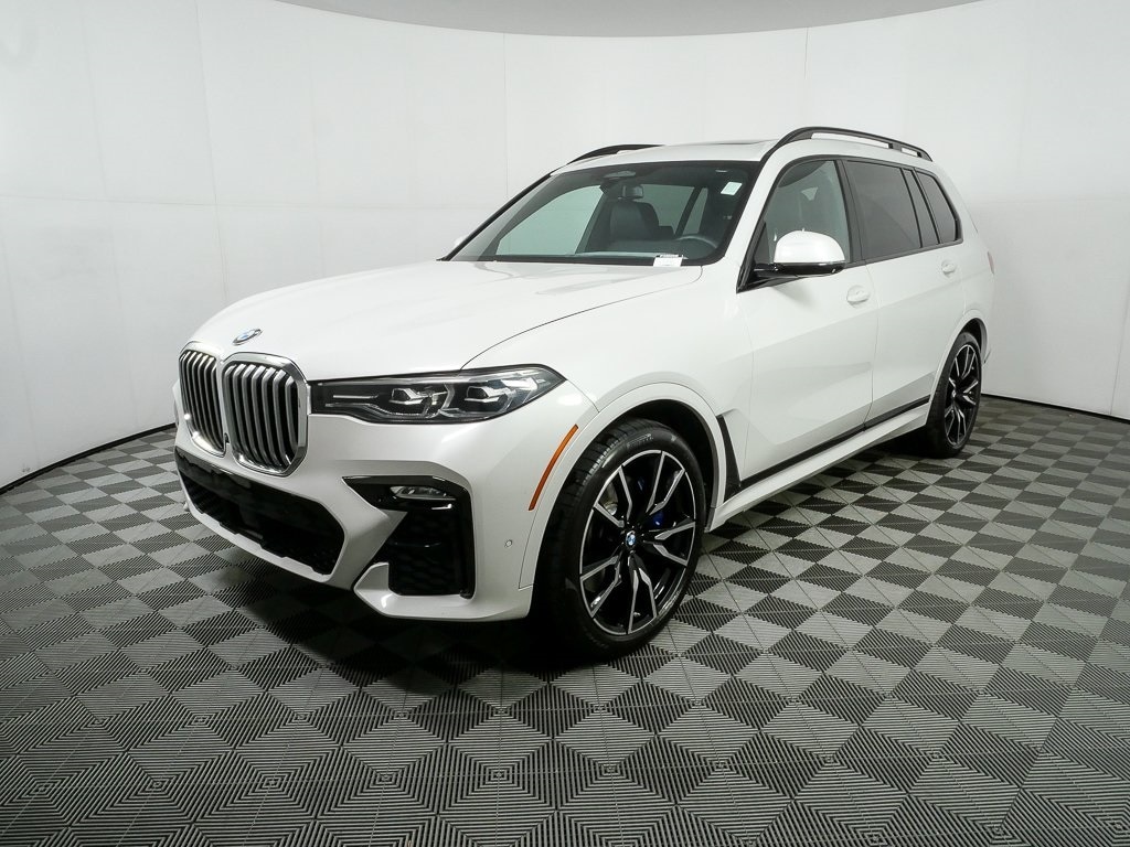 2019 BMW X7 40i's photo