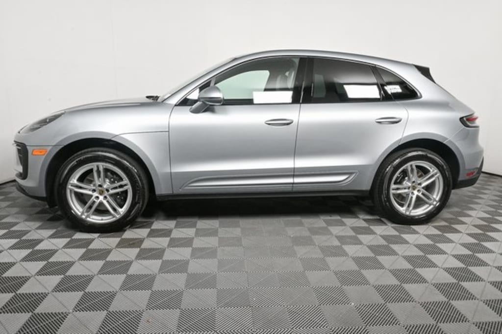 Used 2025 Porsche Macan AWD SUV