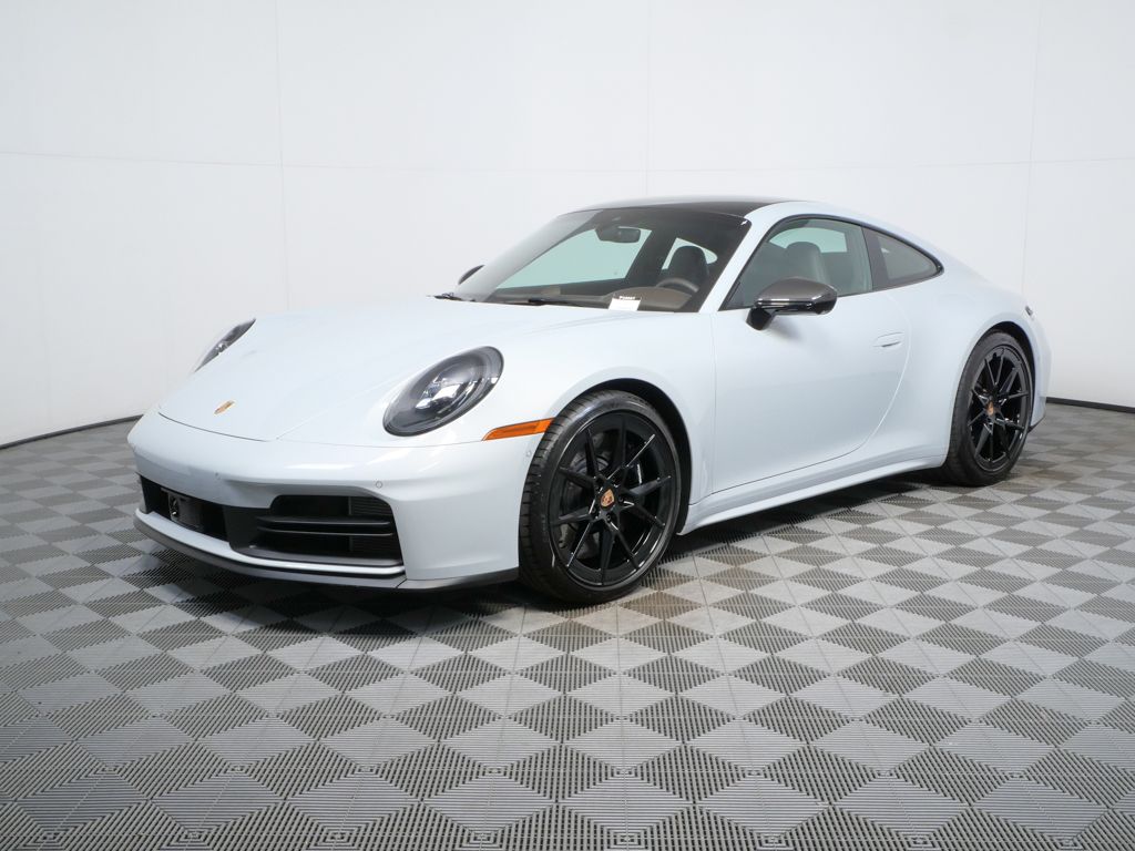 2025 Porsche 911 Carrera S Coupe's photo