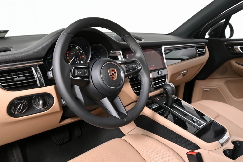 New 2026 Porsche Macan  SUV