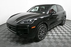 2026 Porsche Cayenne E-Hybrid Turbo SUV