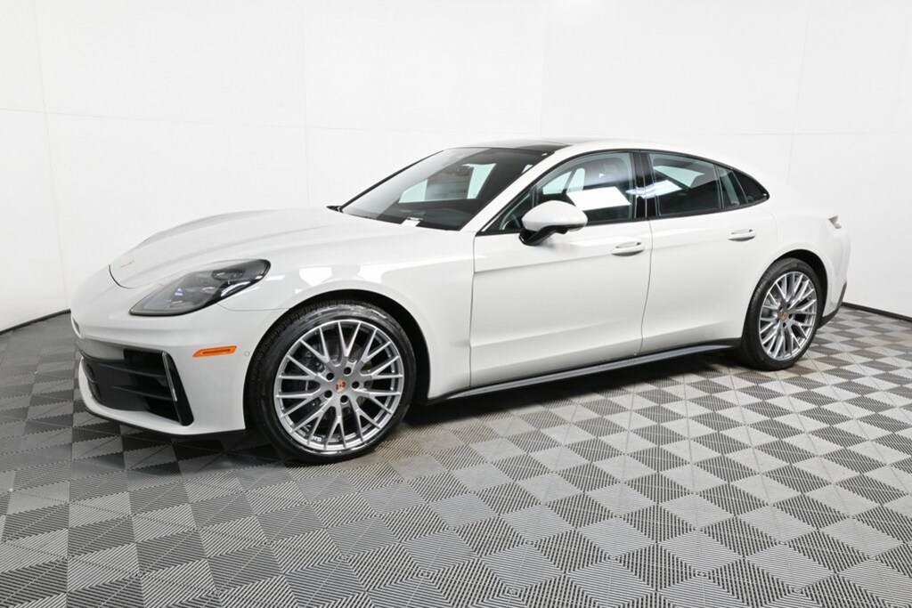 New 2026 Porsche Panamera 4 Hatchback