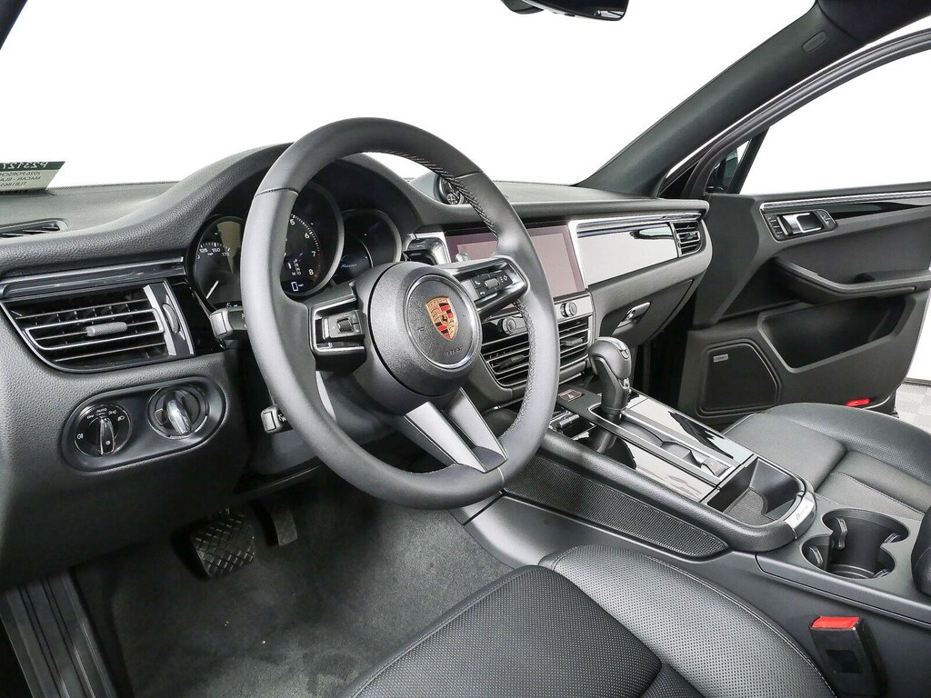 New 2026 Porsche Macan SUV