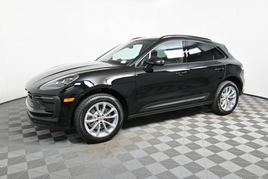 New 2026 Porsche Macan  SUV