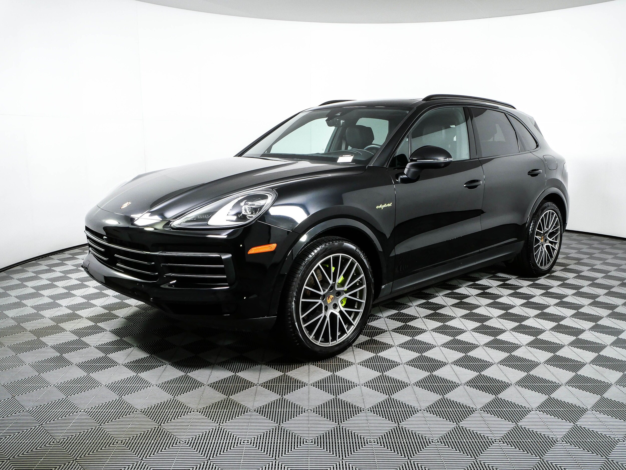 2023 Porsche Cayenne E-Hybrid