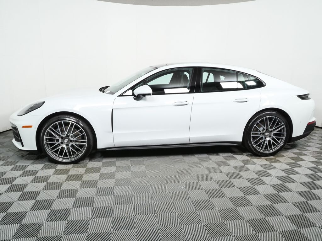 New 2026 Porsche Panamera 4 Hatchback