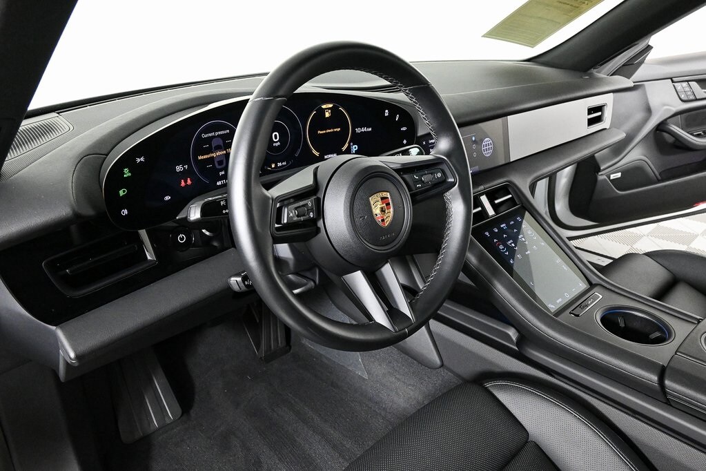 2024 Porsche Taycan 4S photo 4