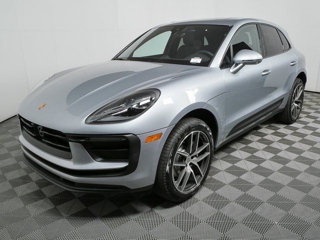 2026 Porsche Macan