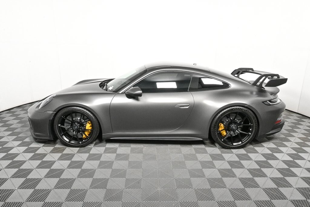 2023 Porsche 911 GT3 Coupe photo 2