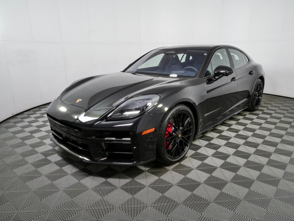 New 2026 Porsche Panamera GTS Hatchback