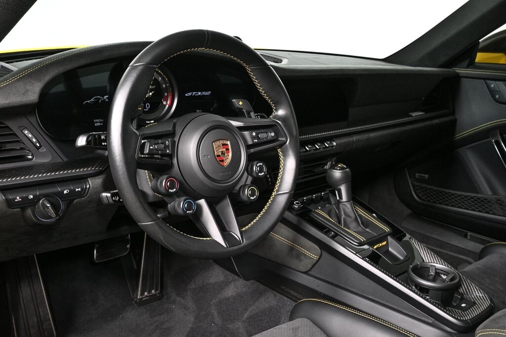 2023 Porsche 911 GT3 RS Coupe photo 4