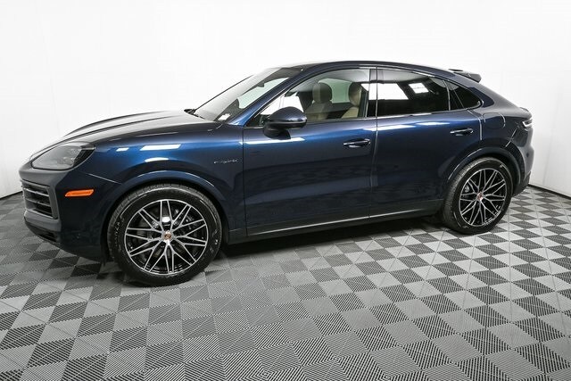 2026 Porsche Cayenne E-Hybrid Coupe photo 2