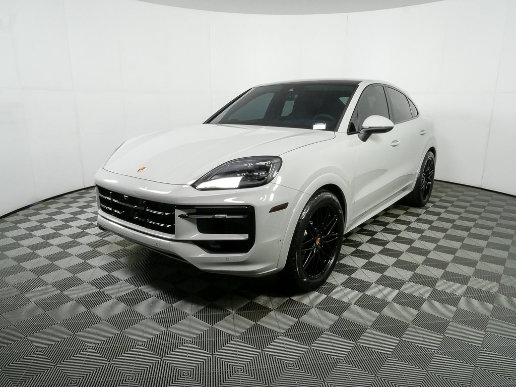 2026 Porsche Cayenne Coup S's photo