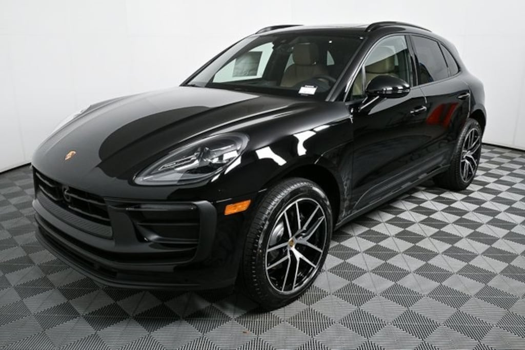 Used 2025 Porsche Macan AWD SUV