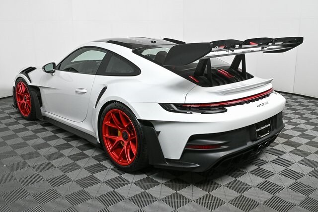 2025 Porsche 911 GT3 RS photo 3