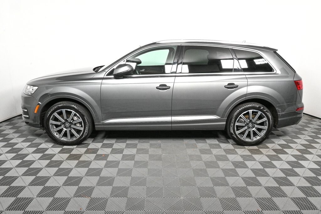 2017 Audi Q7 3.0T Prestige photo 2