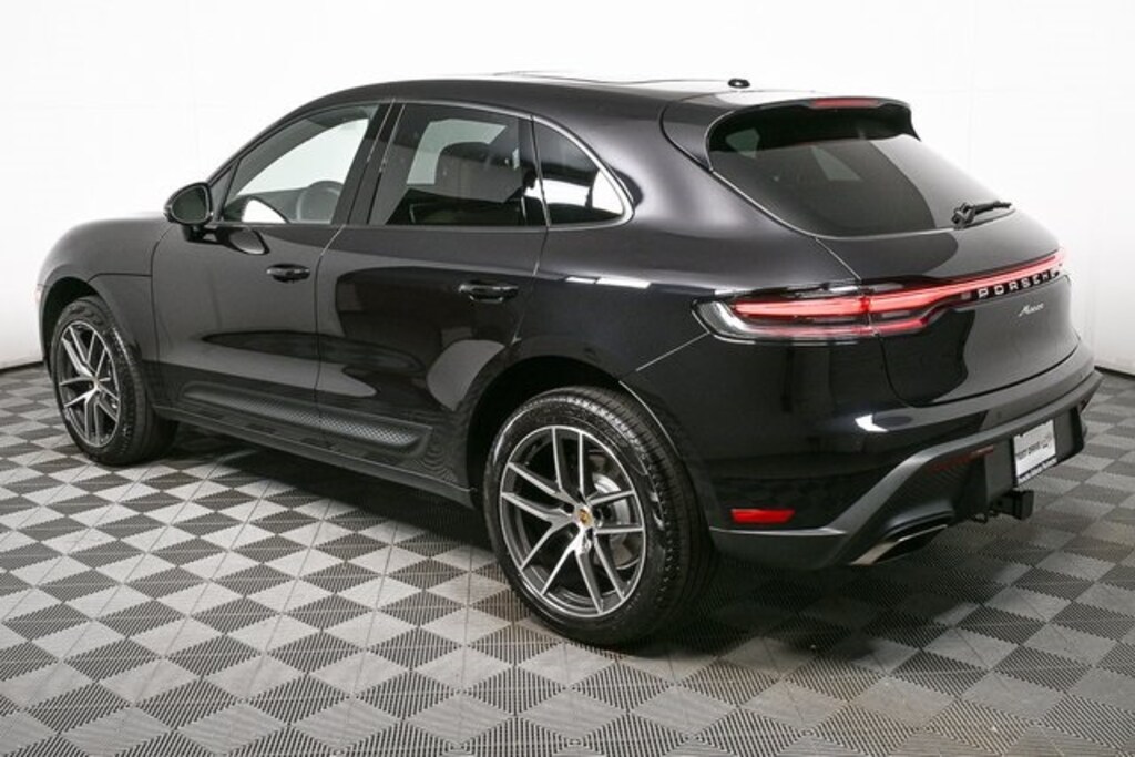 Used 2025 Porsche Macan AWD SUV