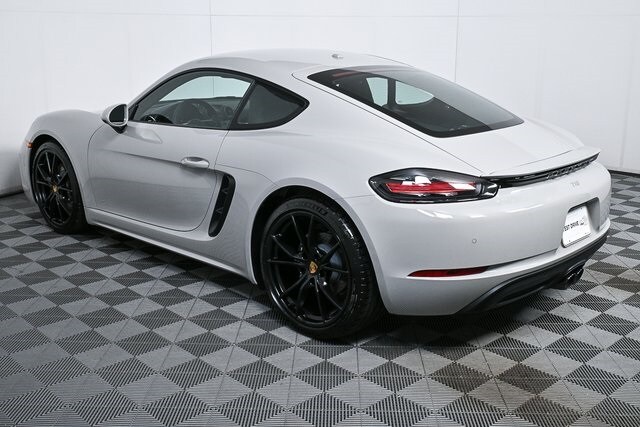 2025 Porsche Cayman S photo 3