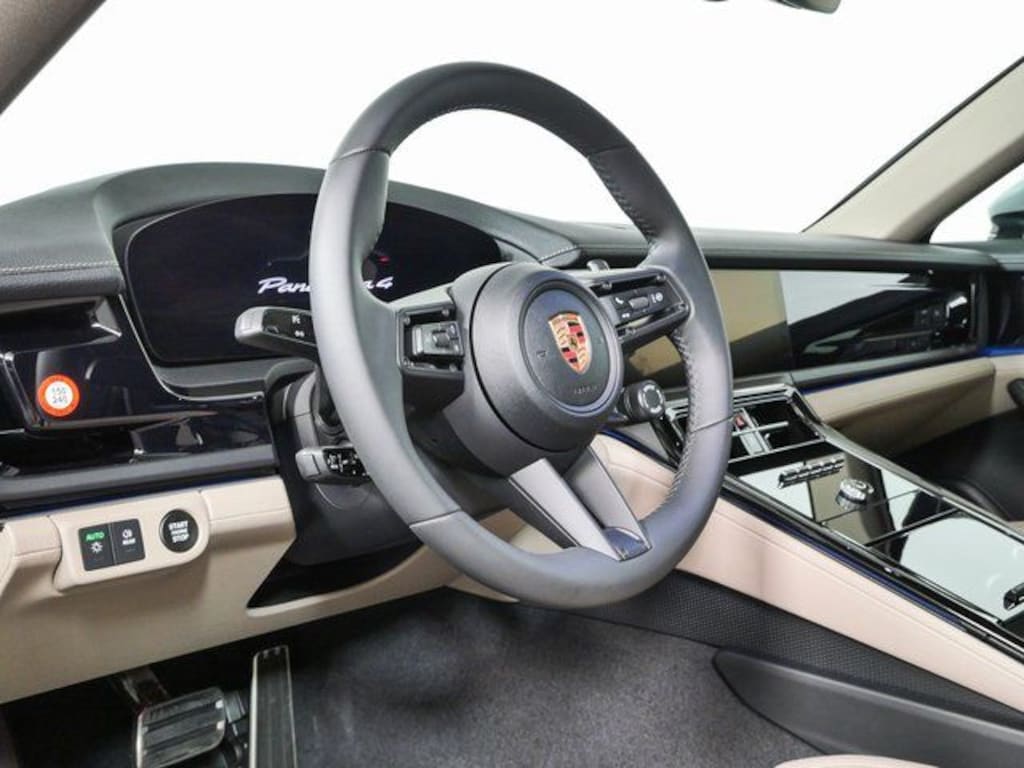 New 2026 Porsche Panamera 4 Hatchback