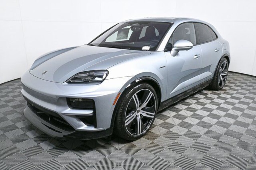 New 2025 Porsche Macan Electric Turbo SUV
