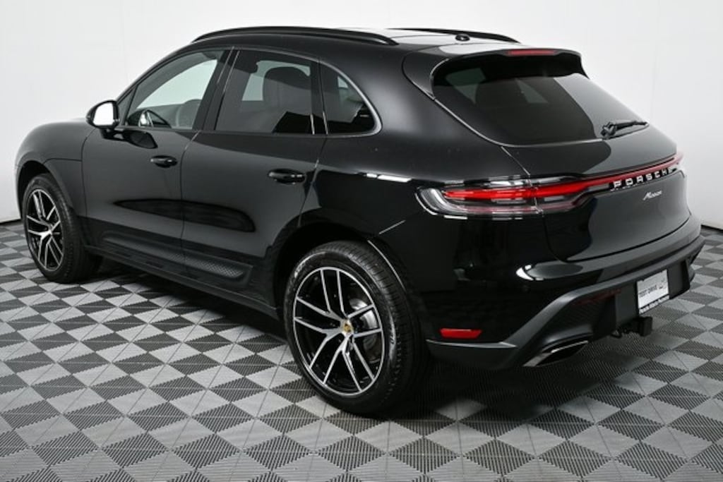 Used 2025 Porsche Macan AWD SUV