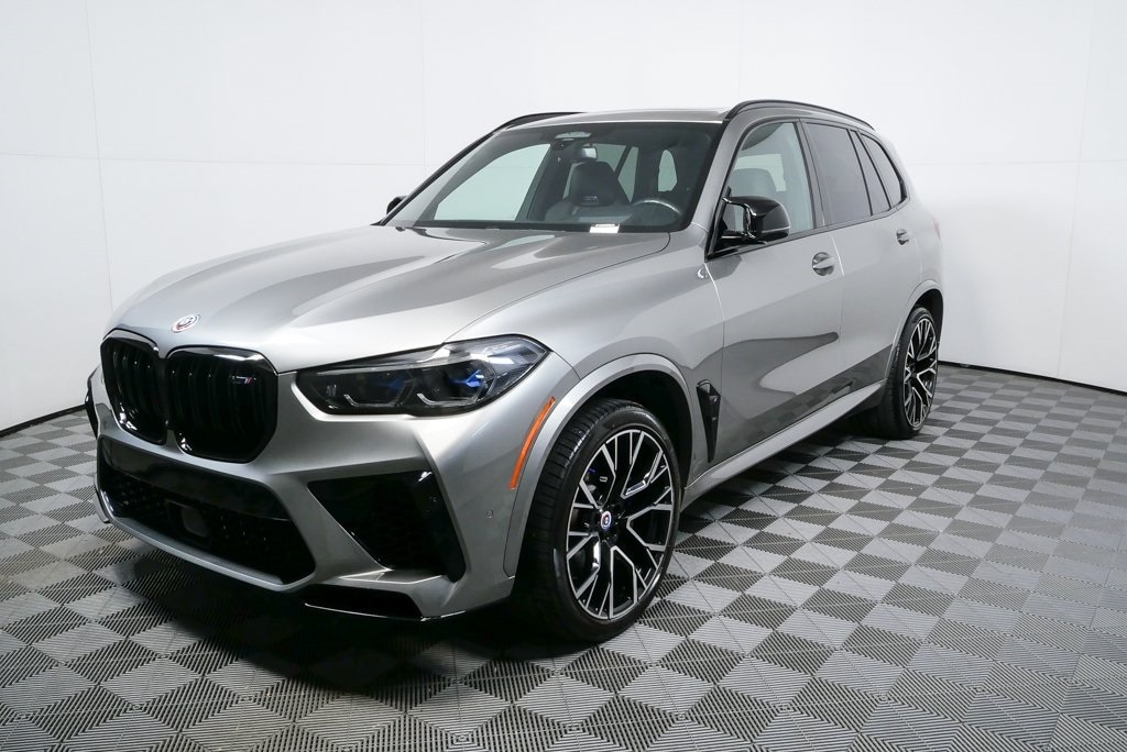 2023 BMW X5 M Base's photo