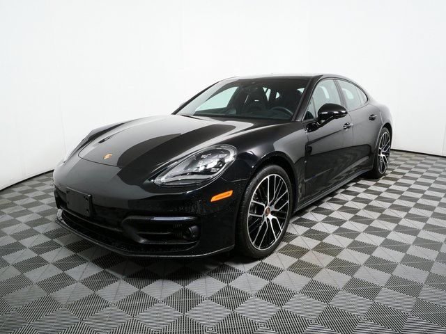 2023 Porsche Panamera Base