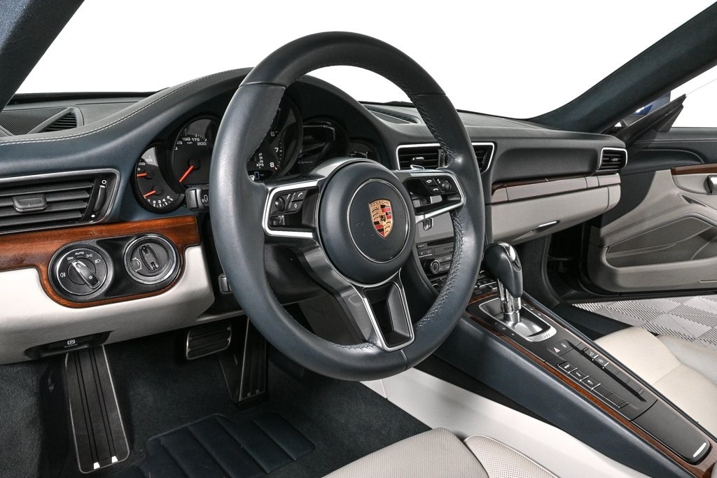 New 2017 Porsche 911 Carrera Coupe