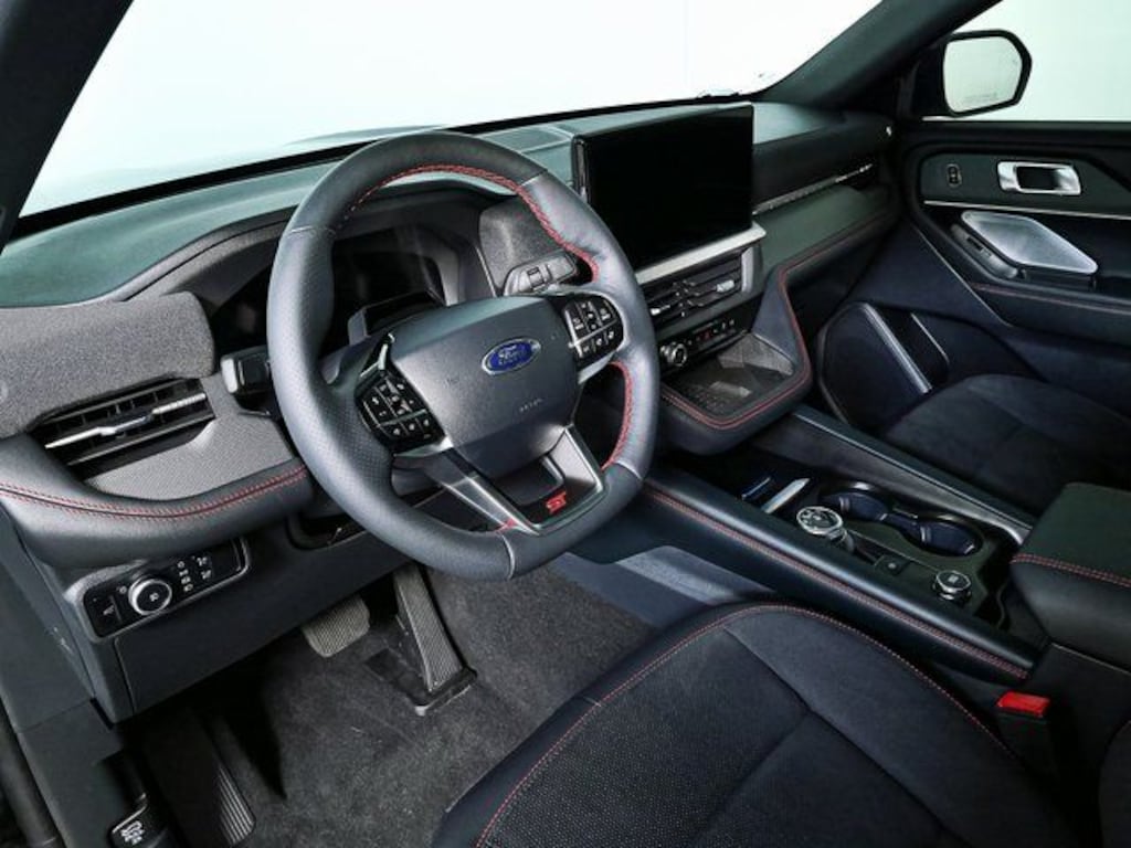 Used 2025 Ford Explorer ST SUV