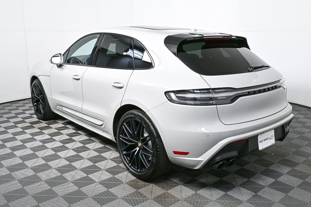 2023 Porsche Macan GTS photo 3