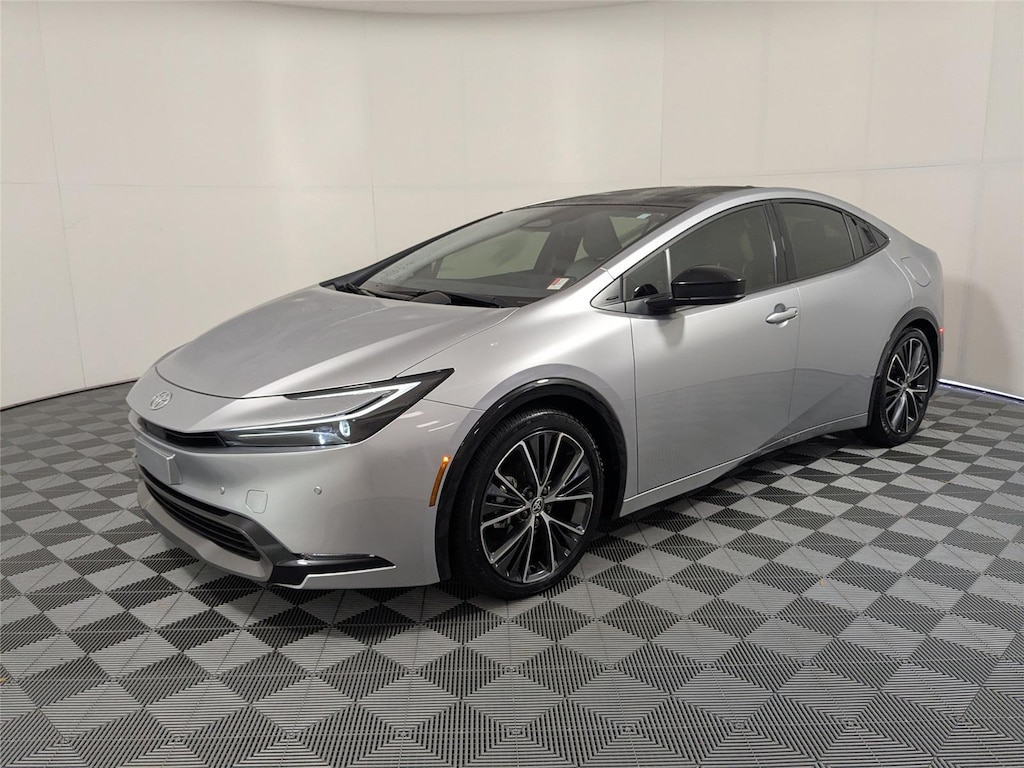 Certified 2024 Toyota Prius XLE Hatchback