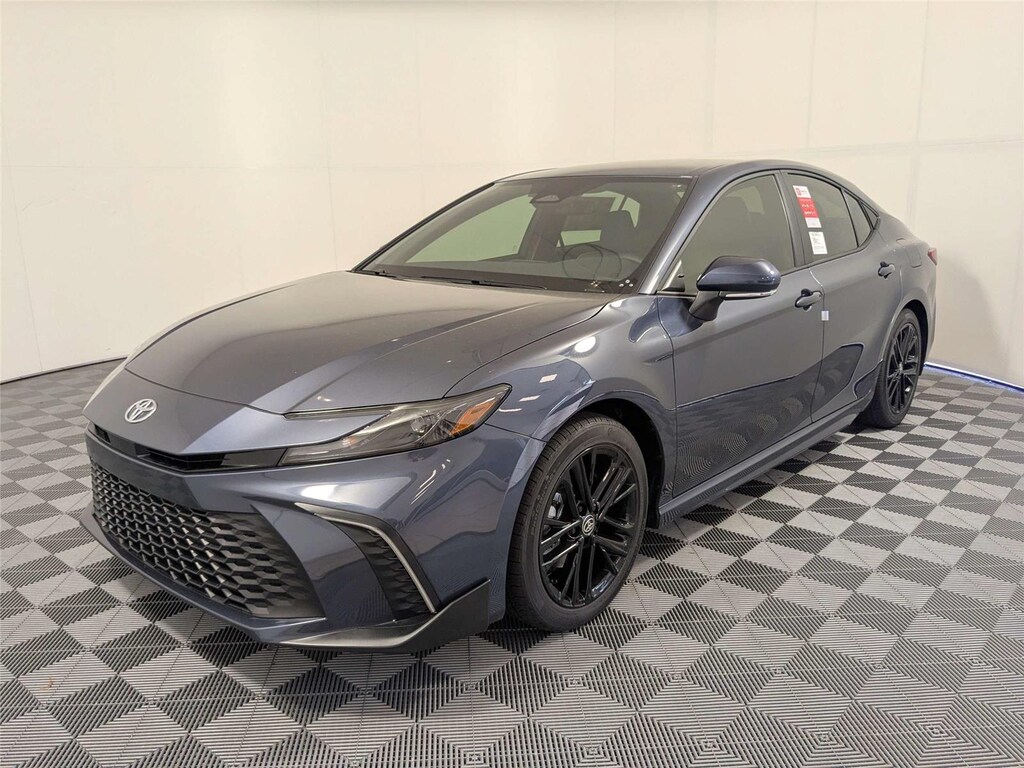 New 2026 Toyota Camry SE Sedan