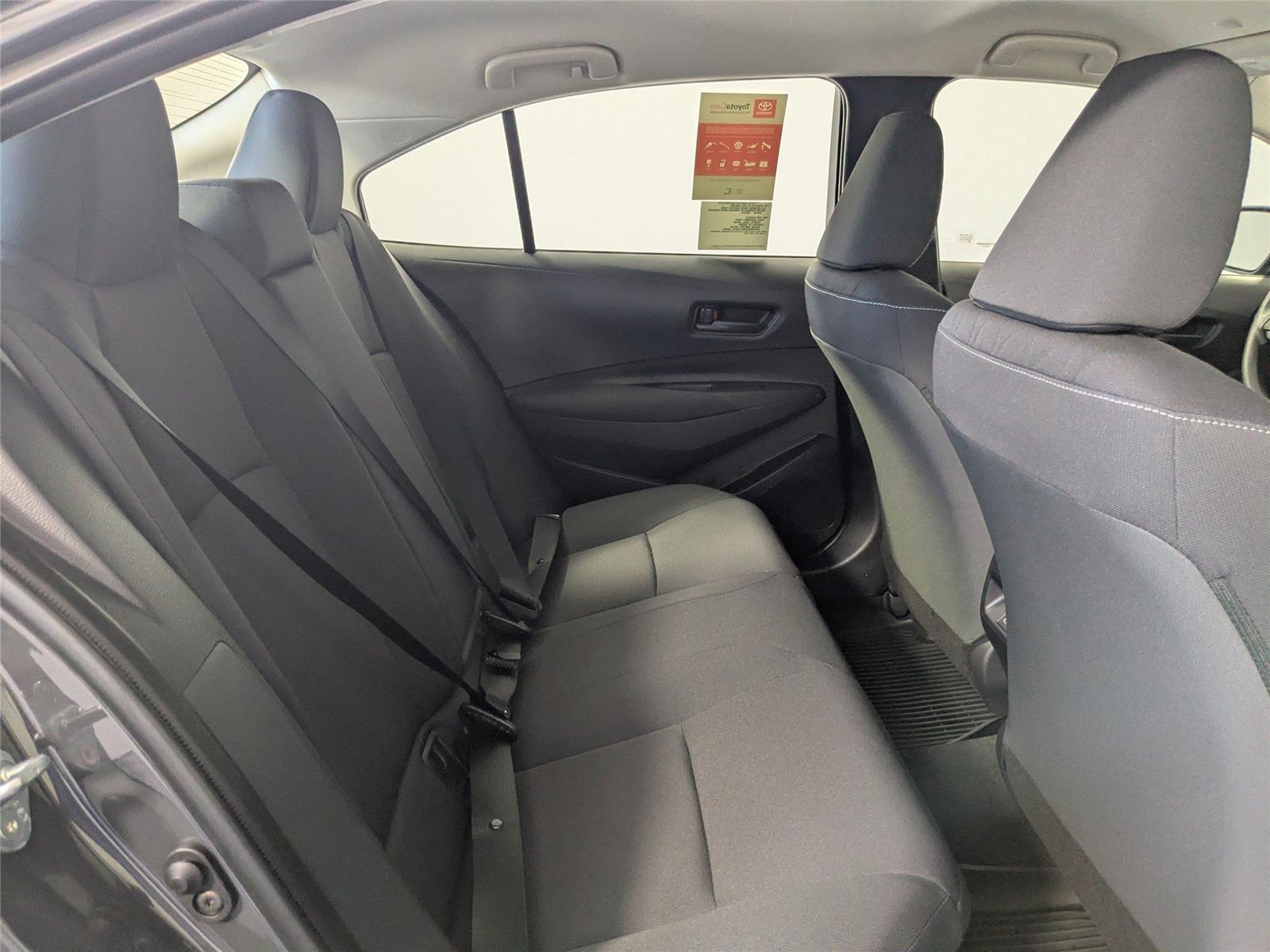 2025 Toyota Corolla Hybrid LE photo 2