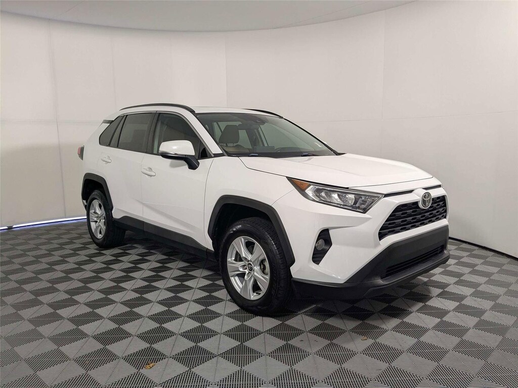 Used 2021 Toyota RAV4 XLE SUV