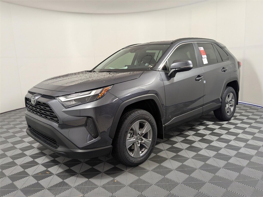 New 2025 Toyota RAV4 XLE SUV