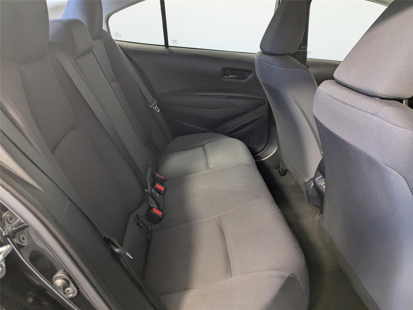 2024 Toyota Corolla LE photo 2