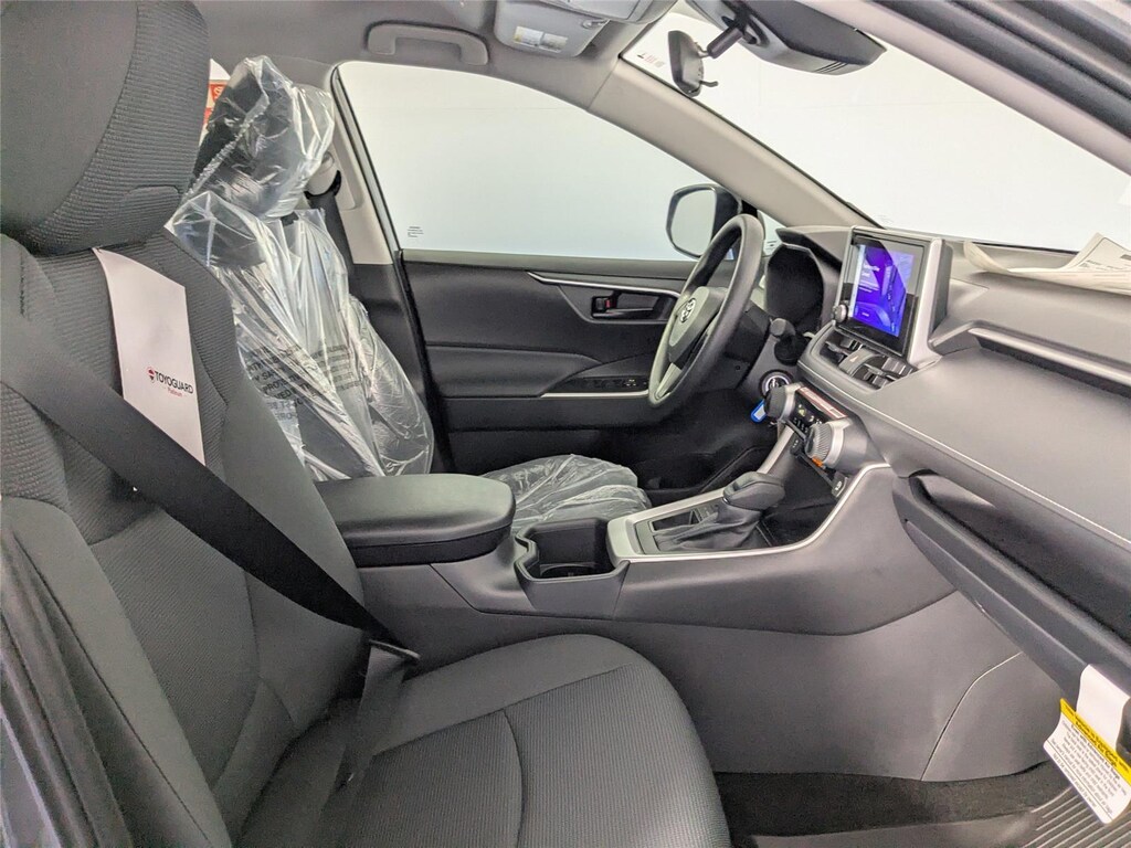 New 2025 Toyota RAV4 LE SUV