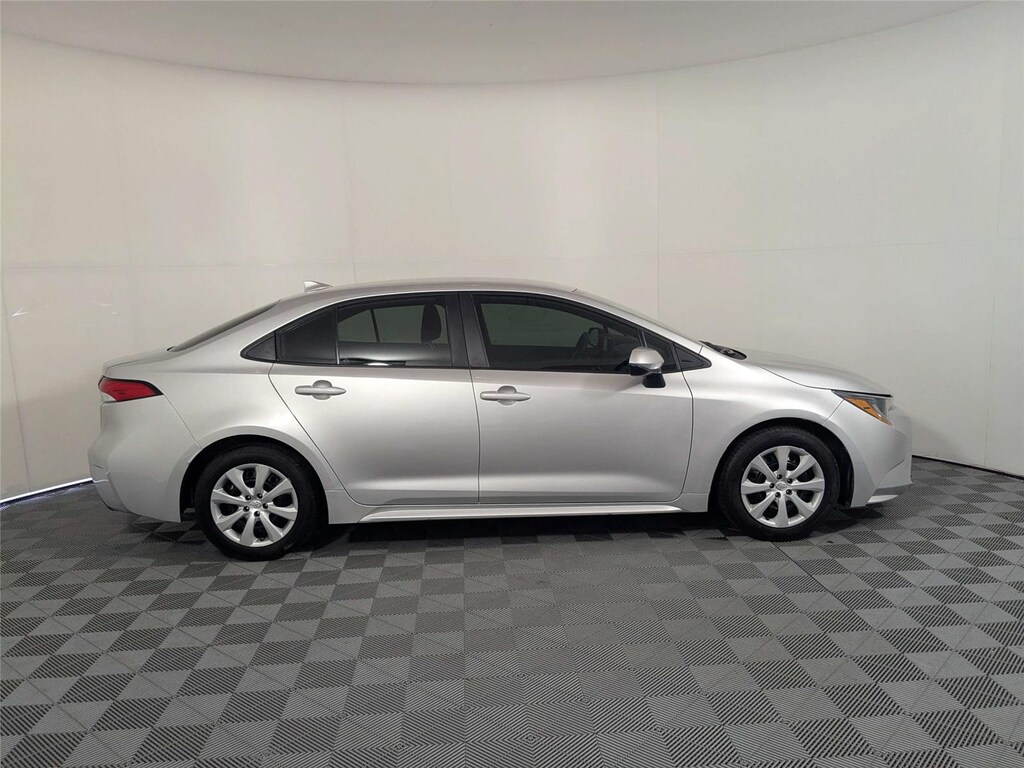 Used 2024 Toyota Corolla LE Sedan