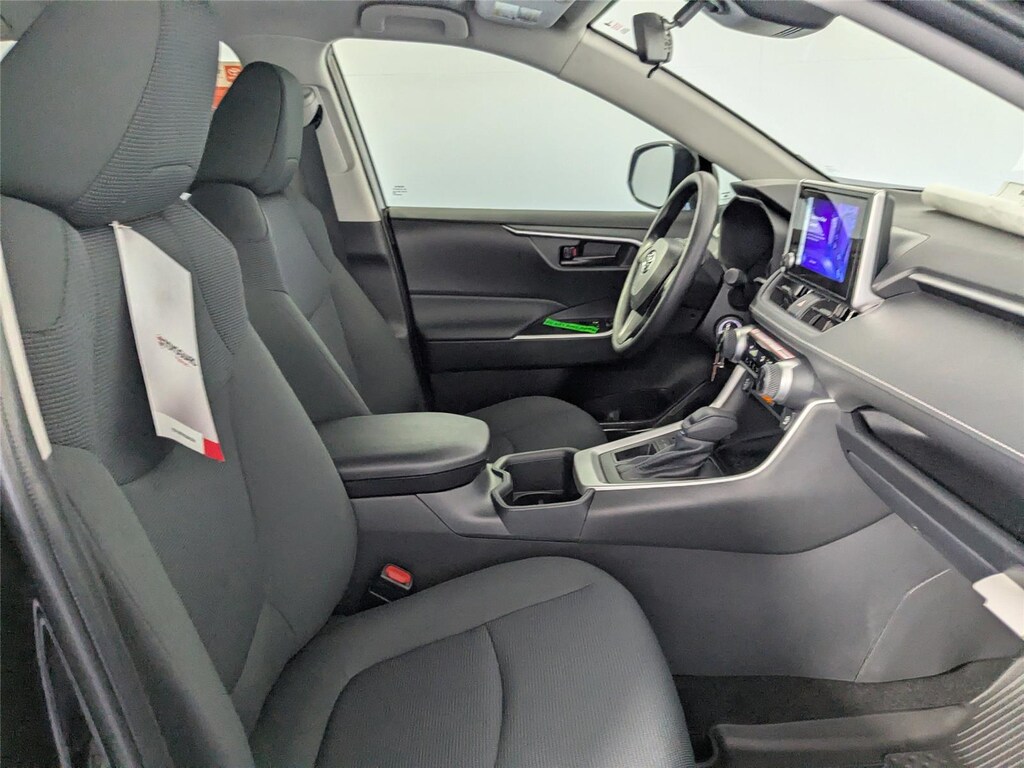 New 2025 Toyota RAV4 LE SUV